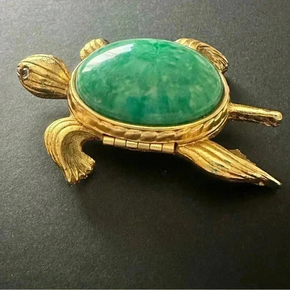 Vintage 1971 AVON Tortoise Green Sea Turtle Shell Eyes Perfume Glacé Gold tone. - Picture 6 of 9